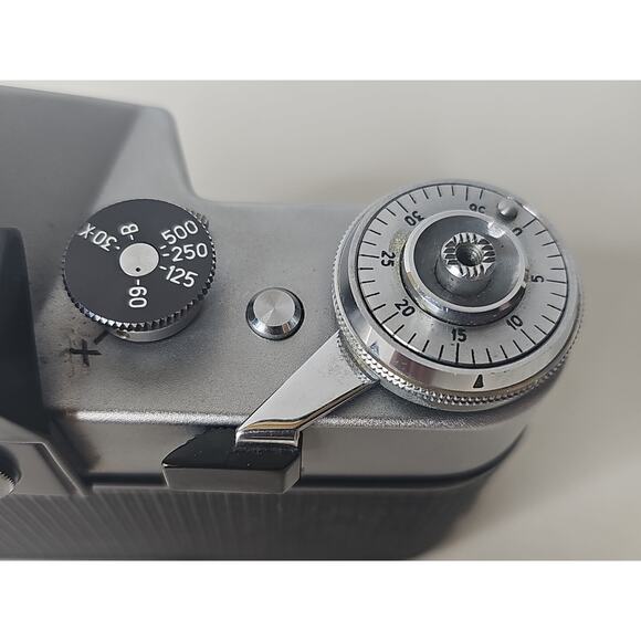 Soviet Zenit B 35mm SLR Film Camera Body M42 Screw Mount Vintage V29 - Picture 12 of 15